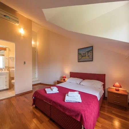 Holiday home Lapad Royal - Five Bedroom With Balcony And View *